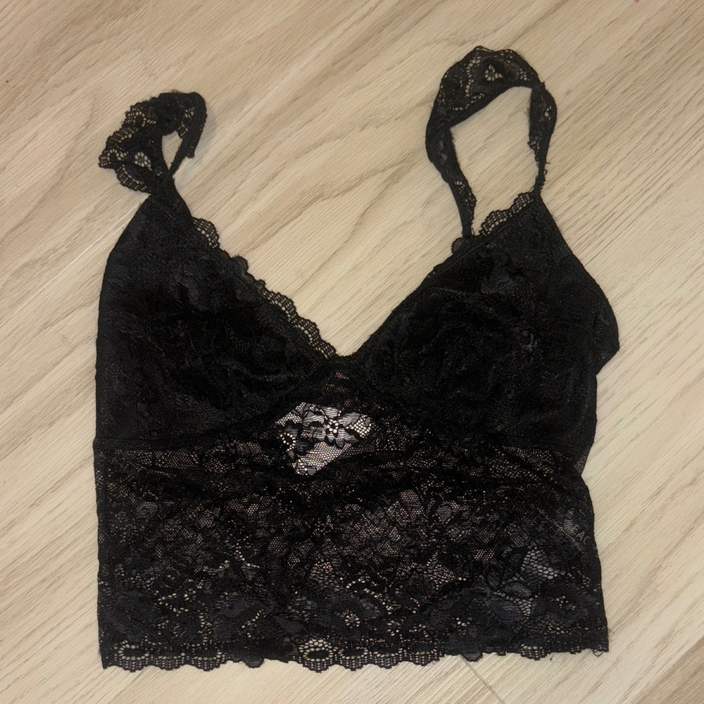 Guess Daisy Lace Top